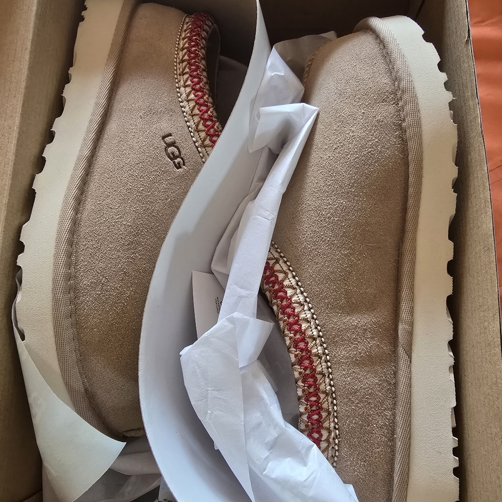 UGG Brown Boots